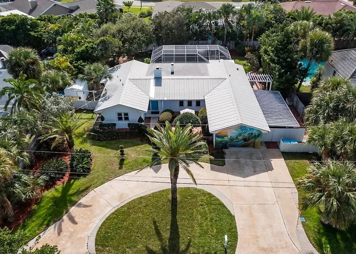 Surfs Up - Retreat At The Beach With Heated Pool