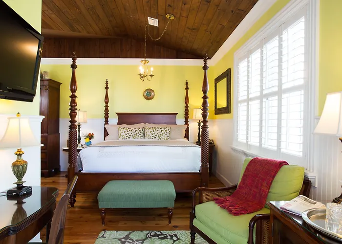 Port D'Hiver Bed And Breakfast